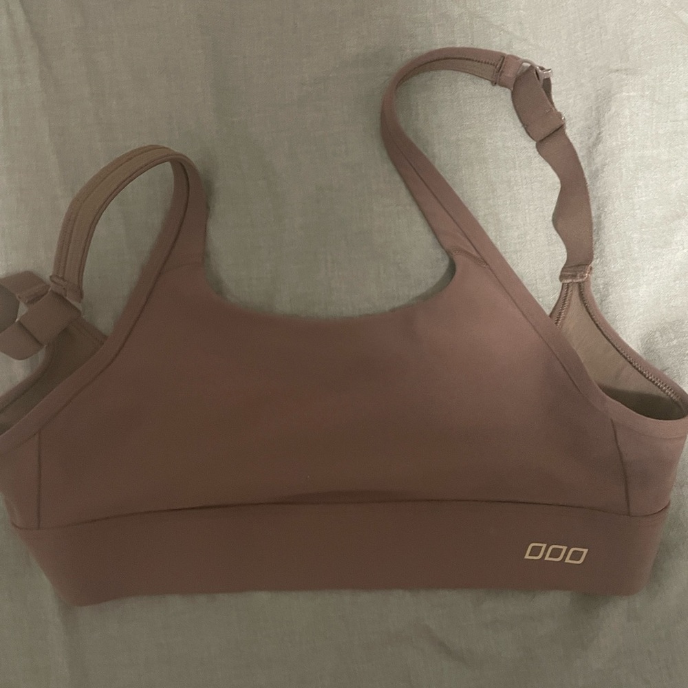 Lorna Jane sport bra. Good condition.